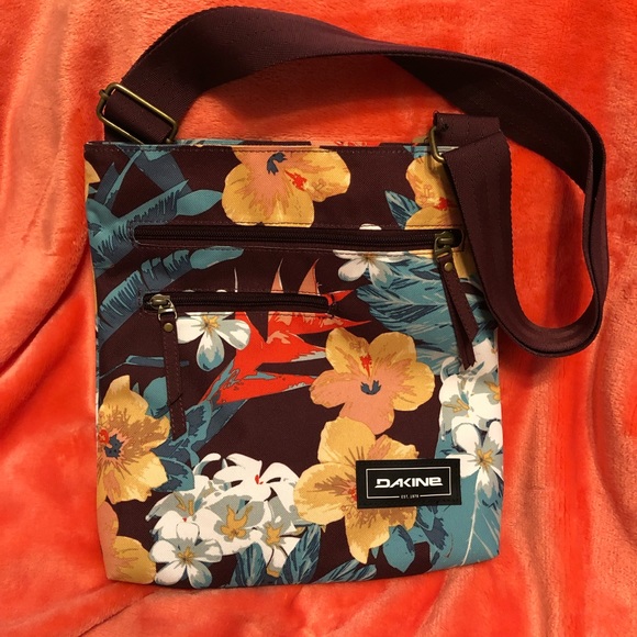 DAKINE Crossbody Bag - Picture 2 of 6